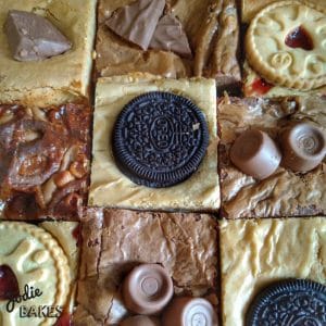 Medium Treats Box 🍪 🍫 🍬 🍰