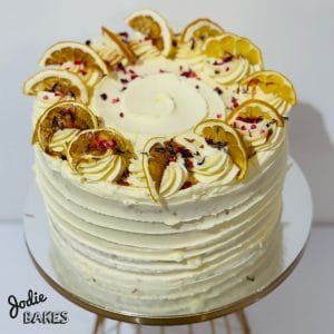 lemon and raspberry cake jodie bakes