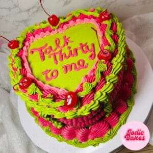 CELEBRATION CAKE - HEART VINTAGE ❤️ 💛 💜